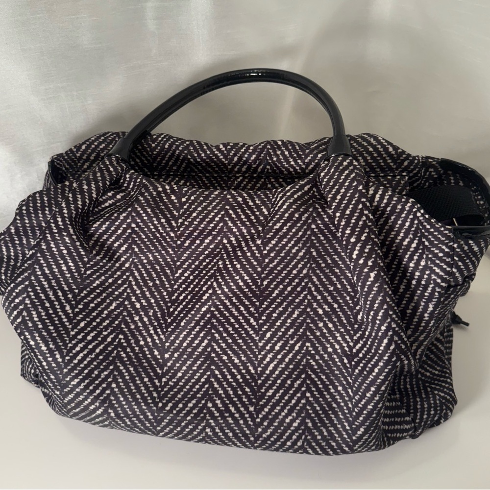 Kate Spade Stevie BlackWhite Baby Bag Travel Bag Changing Pad Purple Breast Pads - Picture 3 of 9